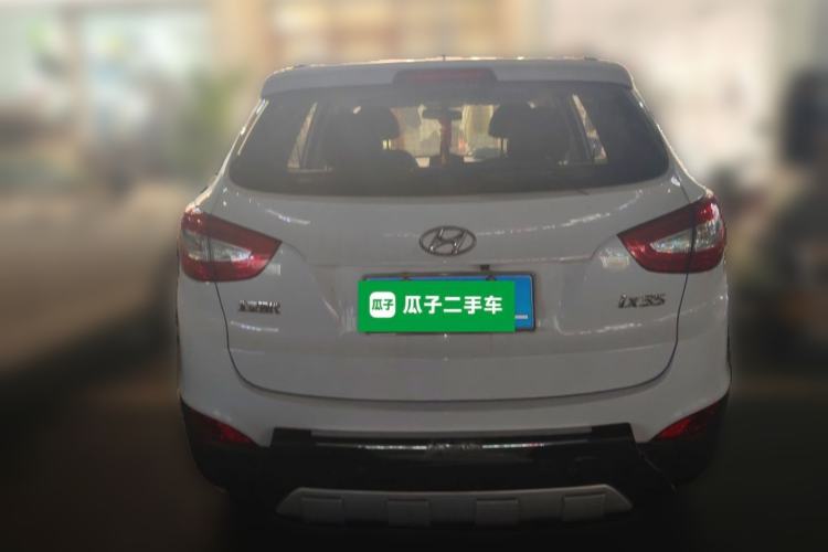 Used Hyundai ix35 2013 2.0L Automatic Two-Wheel Drive Smart GLS China IV Standard Rear
