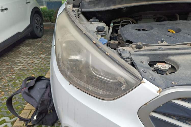 Used Hyundai ix35 2013 2.0L Automatic Two-Wheel Drive Smart GLS China IV Standard Right Front Headlight