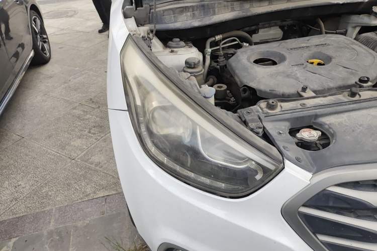 Used Hyundai ix35 2013 2.0L Automatic Two-Wheel Drive Smart GLS China V Standard Right Front Headlight