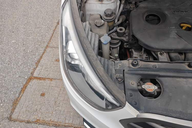 Used Hyundai ix35 2013 2.0L Automatic Two-Wheel Drive Comfort GL China V Standard Right Front Headlight