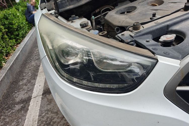Used Hyundai ix35 2013 2.0L Automatic Two-Wheel Drive Smart GLS China V Standard Right Front Headlight
