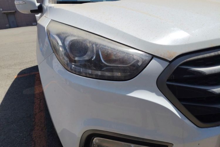 Used Hyundai ix35 2013 2.0L Automatic 2WD Comfort GL China IV Standard Right Front Headlight