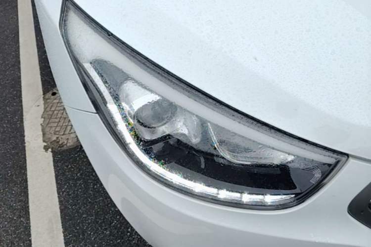 Used Hyundai ix35 2013 2.4L Automatic Two-Wheel Drive Leading GLX China V Standard Right Front Headlight