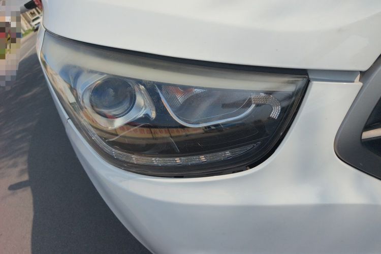 Used Hyundai ix35 2013 2.0L Automatic Two-Wheel Drive Smart GLS China IV Standard Right Front Headlight