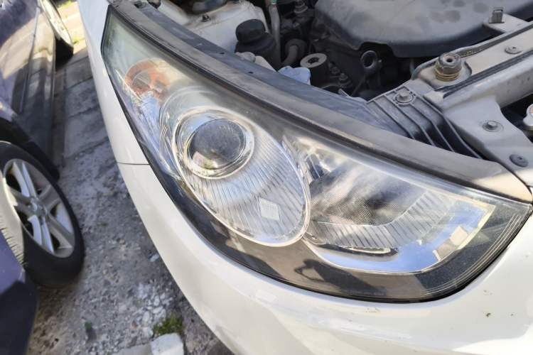 Used Hyundai ix35 2013 2.0L Automatic Two-Wheel Drive Smart GLS China V Standard Right Front Headlight