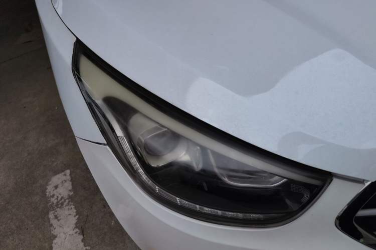 Used Hyundai ix35 2013 2.0L Automatic Two-Wheel Drive Smart GLS China IV Standard Right Front Headlight