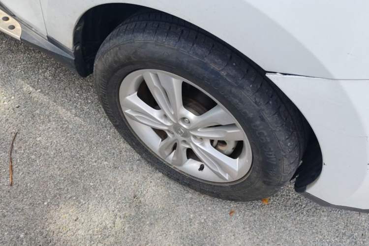 Used Hyundai ix35 2013 2.0L Automatic Two-Wheel Drive Smart GLS China IV Standard Right Front Wheel Hub