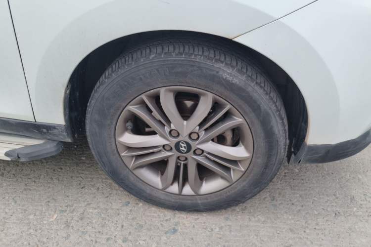 Used Hyundai ix35 2013 2.0L Automatic Two-Wheel Drive Smart GLS China IV Standard Right Front Wheel Hub