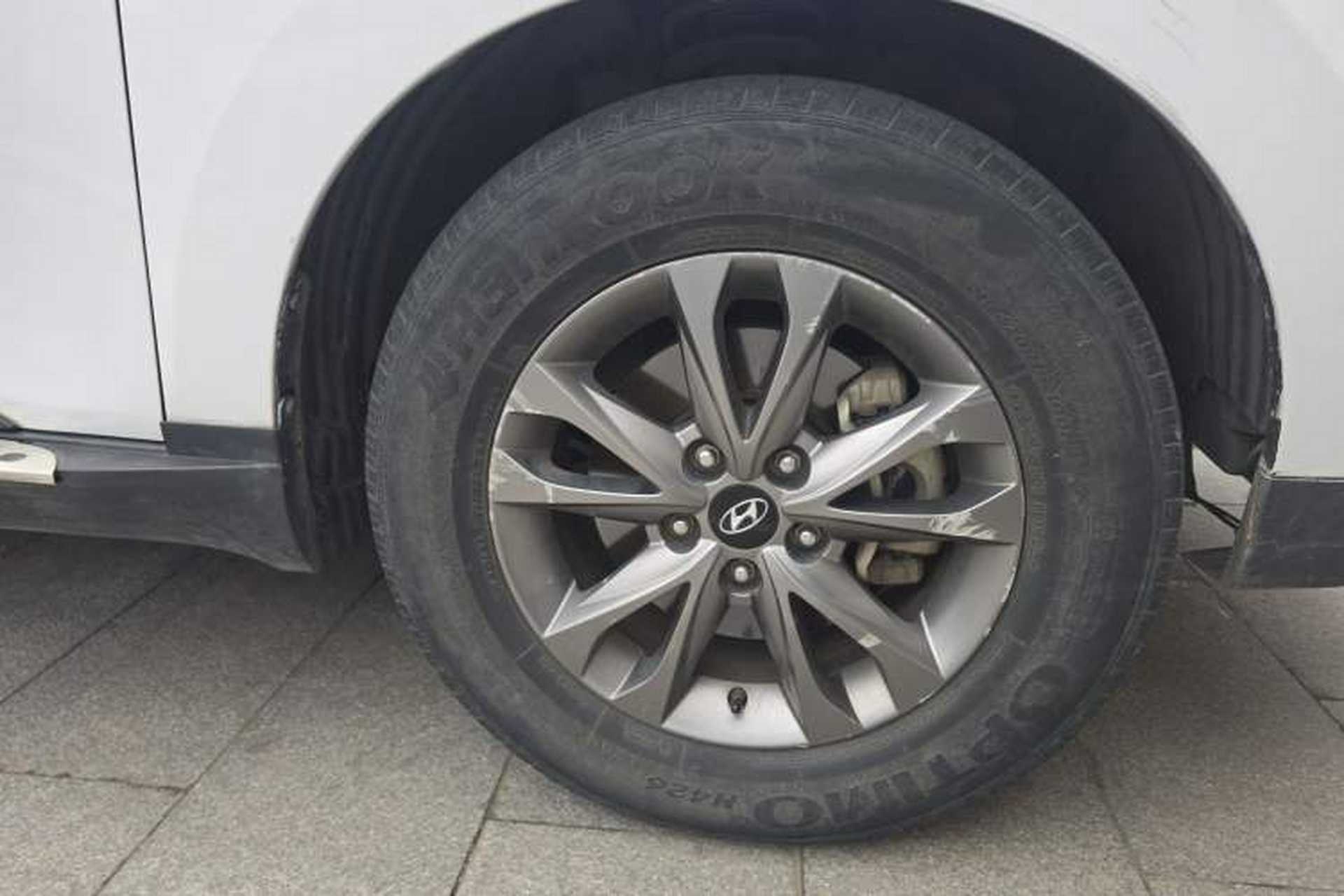 Used Hyundai ix35 2013 2.0L Automatic 2WD Comfort GL China IV Standard Right Front Wheel Hub