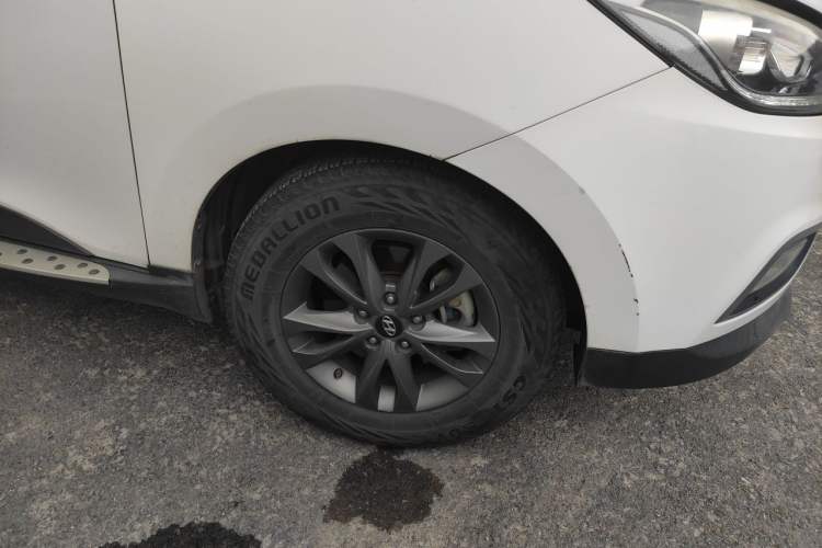 Used Hyundai ix35 2013 2.0L Automatic 2WD Comfort GL China IV Standard Right Front Wheel Hub