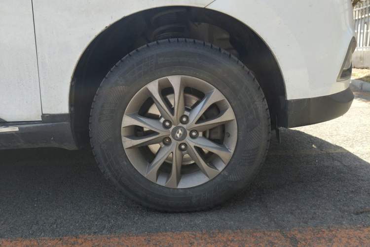 Used Hyundai ix35 2013 2.0L Automatic 2WD Comfort GL China IV Standard Right Front Wheel Hub