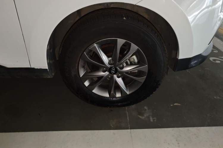 Used Hyundai ix35 2013 2.0L Automatic 2WD Comfort GL China IV Standard Right Front Wheel Hub