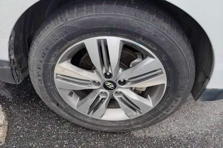 Used Hyundai ix35 2013 2.4L Automatic Two-Wheel Drive Leading GLX China V Standard Right Front Wheel Hub
