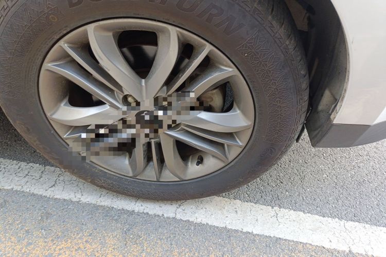 Used Hyundai ix35 2013 2.0L Automatic Two-Wheel Drive Smart GLS China IV Standard Right Front Wheel Hub