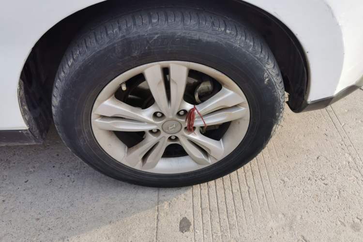 Used Hyundai ix35 2013 2.0L Automatic Two-Wheel Drive Smart GLS China V Standard Right Front Wheel Hub