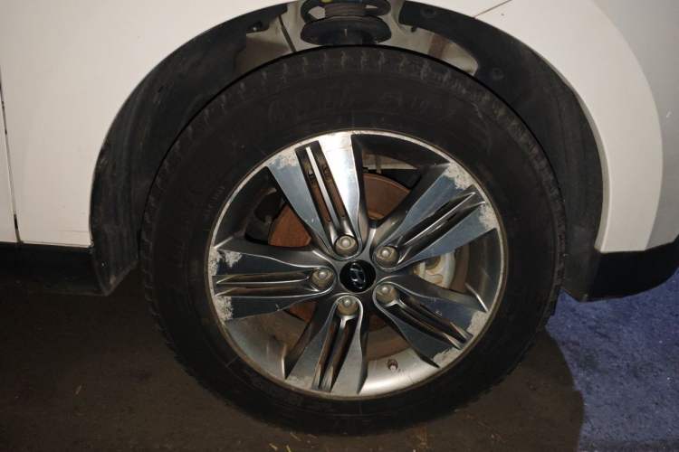 Used Hyundai ix35 2013 2.4L Automatic Two-Wheel Drive Leading GLX China V Standard Right Front Wheel Hub