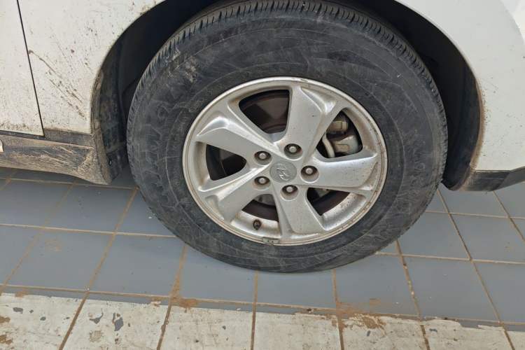 Used Hyundai ix35 2013 2.0L Automatic 2WD Comfort GL China IV Standard Right Front Wheel Hub