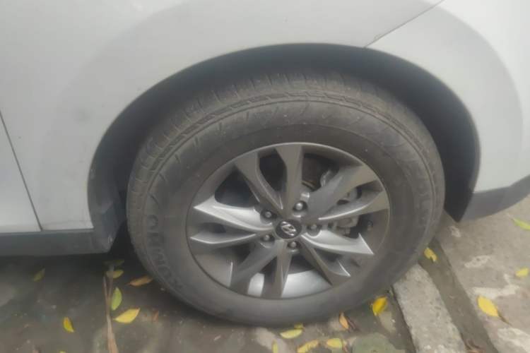 Used Hyundai ix35 2013 2.0L Automatic 2WD Comfort GL China IV Standard Right Front Wheel Hub