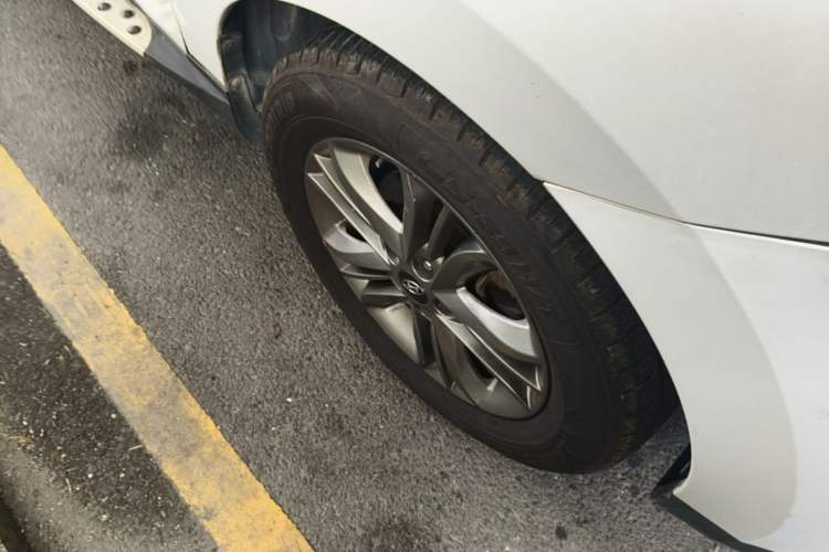 Used Hyundai ix35 2013 2.0L Automatic Two-Wheel Drive Smart GLS China V Standard Right Front Wheel Hub