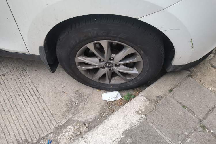 Used Hyundai ix35 2013 2.0L Automatic 2WD Comfort GL China IV Standard Right Front Wheel Hub