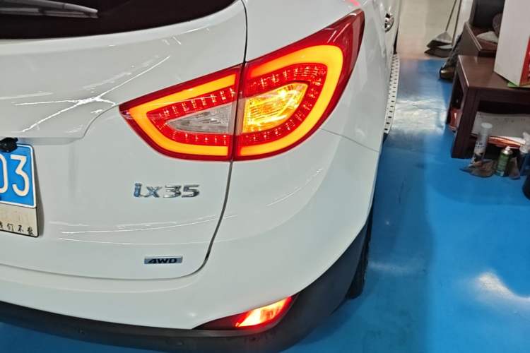 Used Hyundai ix35 2013 2.0L Automatic Two-Wheel Drive Smart GLS China IV Standard Right Rear Taillight