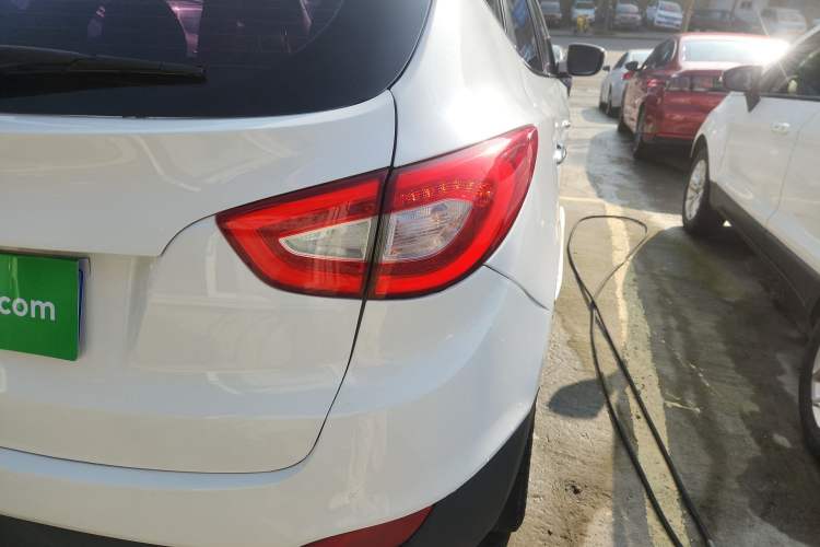 Used Hyundai ix35 2013 2.0L Automatic Two-Wheel Drive Smart GLS China V Standard Right Rear Taillight