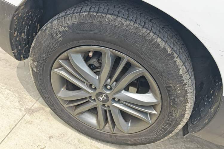 Used Hyundai ix35 2013 2.0L Automatic Two-Wheel Drive Smart GLS China V Standard Right Rear Wheel Hub