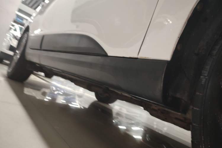 Used Hyundai ix35 2013 2.0L Automatic Two-Wheel Drive Smart GLS China IV Standard Right Side Sill