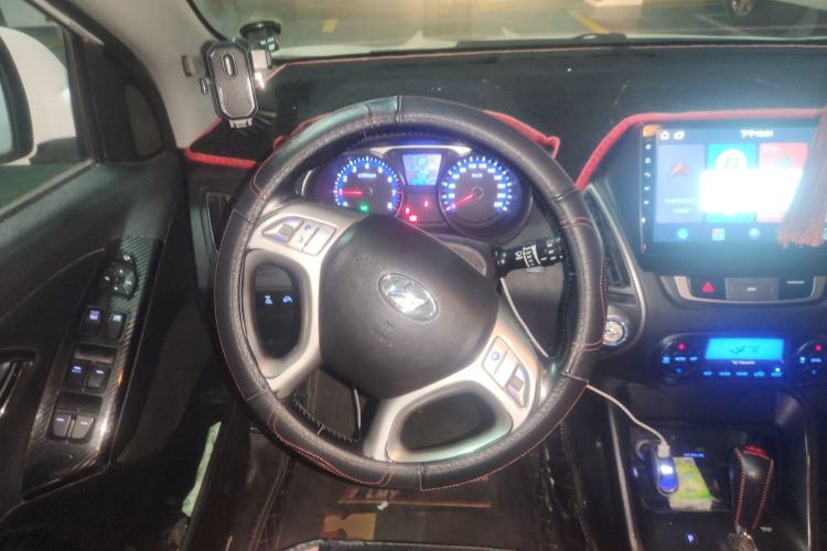 Used Hyundai ix35 2013 2.0L Automatic 4x4 Intelligent GLS China IV Standard Steering Wheel