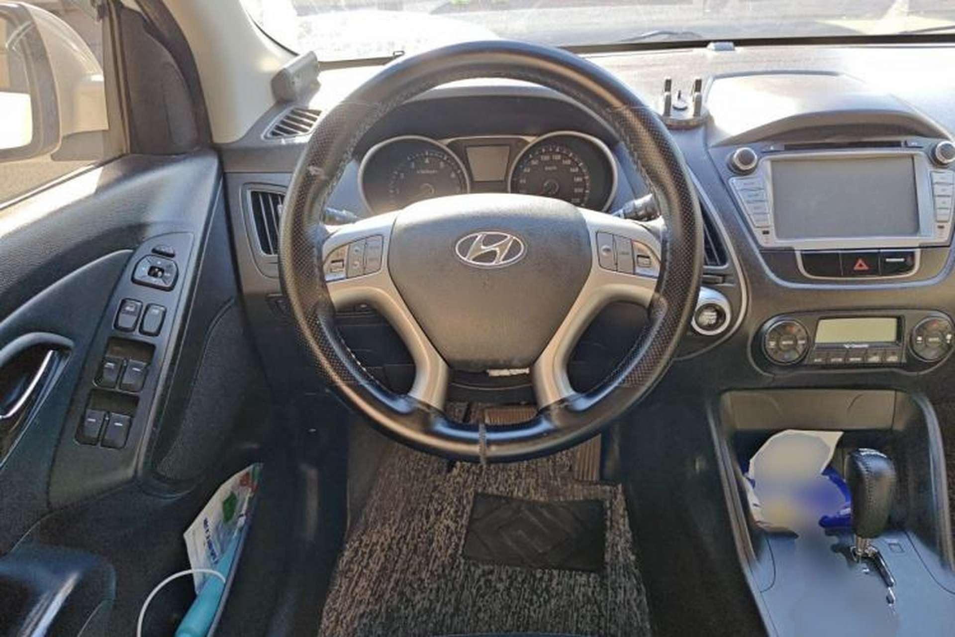 Used Hyundai ix35 2013 2.0L Automatic Two-Wheel Drive Smart GLS China IV Standard Steering Wheel