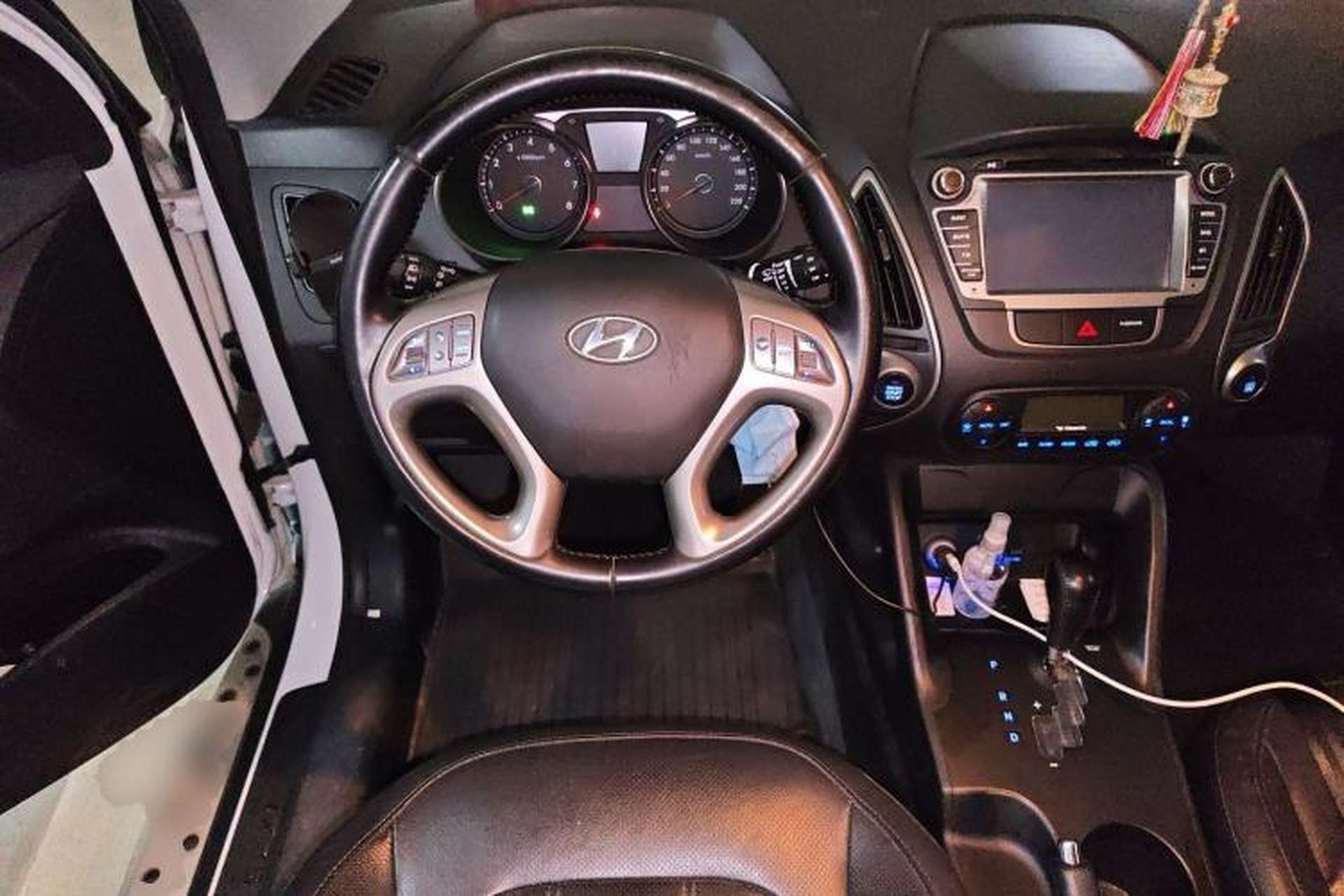Used Hyundai ix35 2013 2.0L Automatic Two-Wheel Drive Smart GLS China IV Standard Steering Wheel