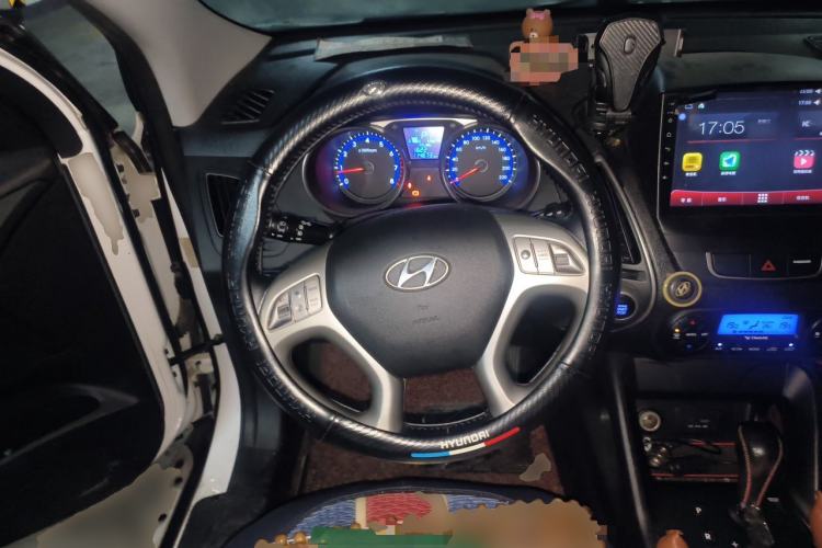 Used Hyundai ix35 2013 2.0L Automatic Two-Wheel Drive Smart GLS China IV Standard Steering Wheel