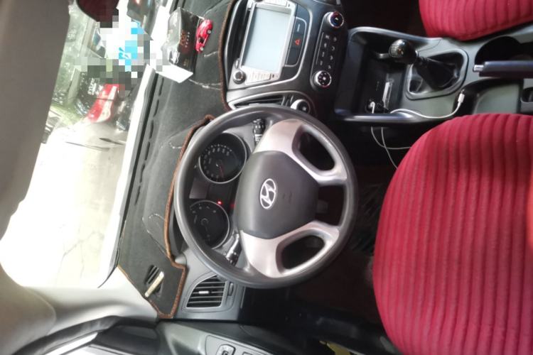Used Hyundai ix35 2013 2.0L Manual 2WD Comfort GL China IV Standard Steering Wheel