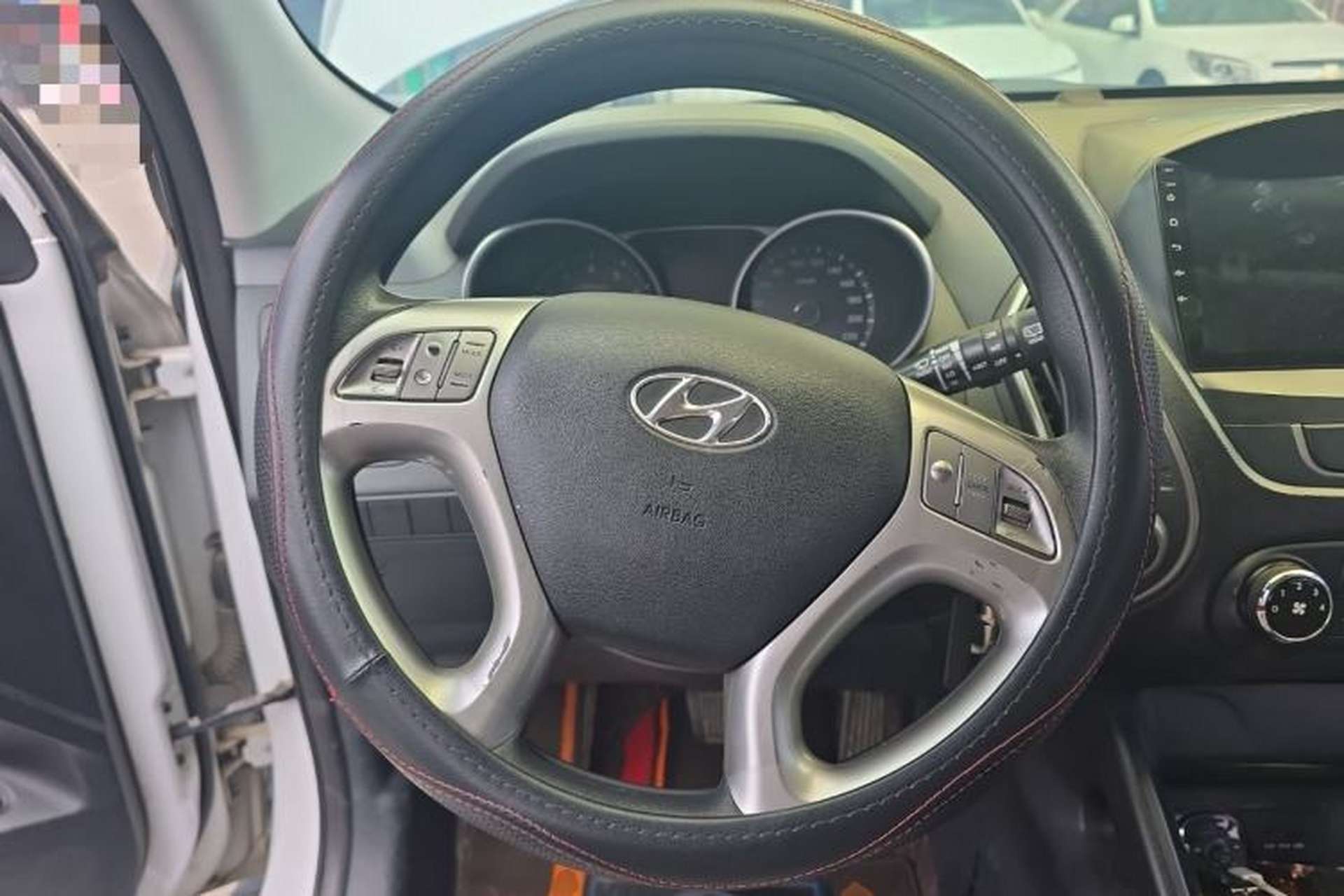Used Hyundai ix35 2013 2.0L Automatic 2WD Comfort GL China IV Standard Steering Wheel