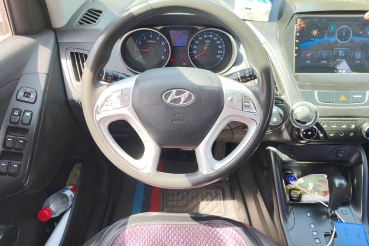 Used Hyundai ix35 2013 2.0L Automatic 2WD Comfort GL China IV Standard Steering Wheel