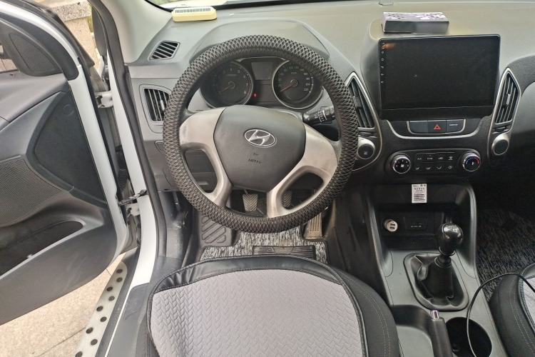 Used Hyundai ix35 2013 2.0L Manual 2WD Comfort GL China IV Standard Steering Wheel