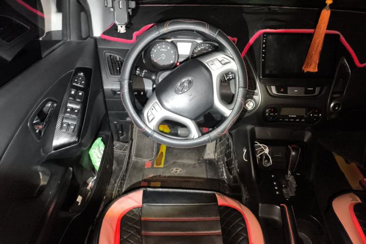 Used Hyundai ix35 2013 2.0L Automatic 4x4 Intelligent GLS China IV Standard Steering Wheel