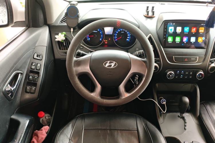 Used Hyundai ix35 2013 2.0L Automatic 2WD Comfort GL China IV Standard Steering Wheel