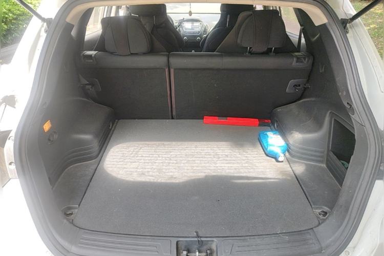 Used Hyundai ix35 2013 2.0L Automatic 2WD Comfort GL China IV Standard Trunk