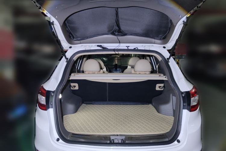 Used Hyundai ix35 2013 2.0L Automatic Two-Wheel Drive Smart GLS China V Standard Trunk
