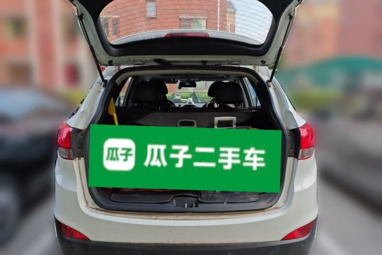 Used Hyundai ix35 2013 2.0L Automatic Two-Wheel Drive Smart GLS China V Standard Trunk