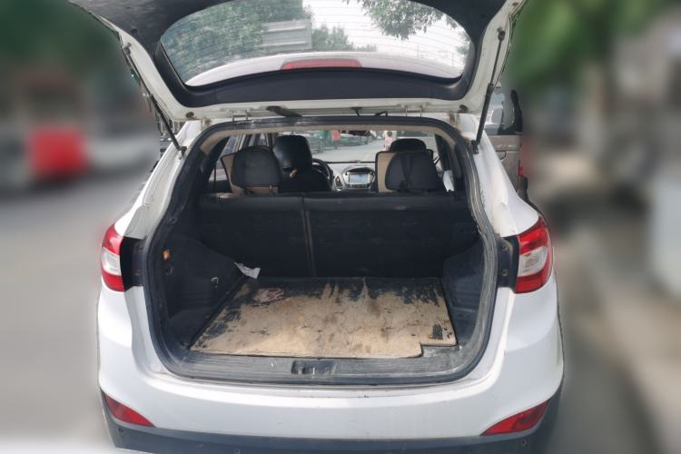 Used Hyundai ix35 2013 2.0L Automatic 4x4 Intelligent GLS China IV Standard Trunk
