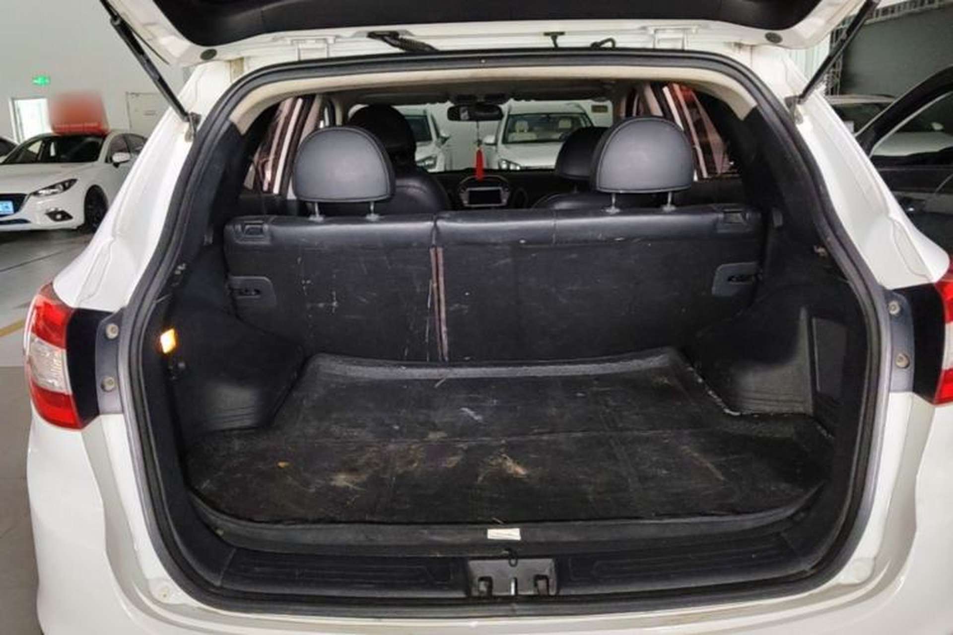 Used Hyundai ix35 2013 2.0L Automatic Two-Wheel Drive Smart GLS China IV Standard Trunk
