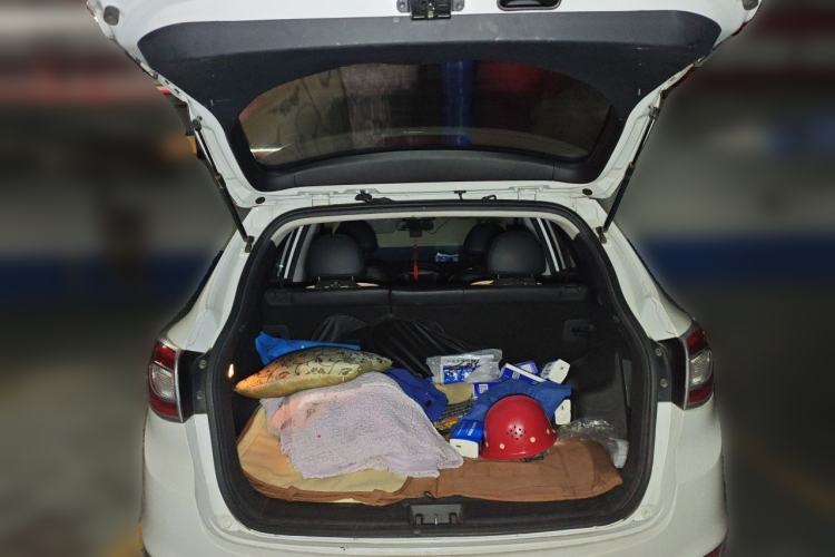 Used Hyundai ix35 2013 2.0L Automatic Two-Wheel Drive Smart GLS China IV Standard Trunk