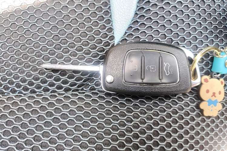 Used Hyundai ix35 2013 2.0L Automatic 2WD Comfort GL China IV Standard Vehicle Key