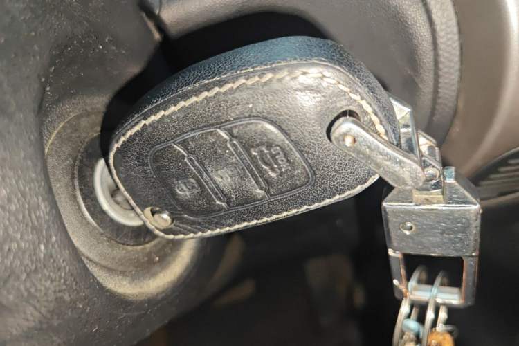 Used Hyundai ix35 2013 2.0L Automatic Two-Wheel Drive Comfort GL China V Standard Vehicle Key