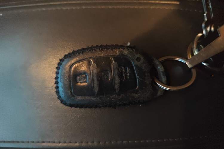 Used Hyundai ix35 2013 2.0L Automatic Two-Wheel Drive Smart GLS China IV Standard Vehicle Key