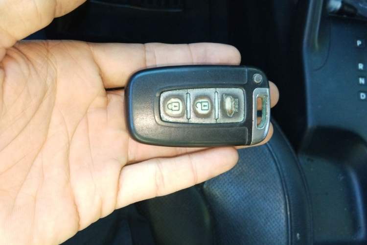 Used Hyundai ix35 2013 2.0L Automatic Two-Wheel Drive Smart GLS China IV Standard Vehicle Key