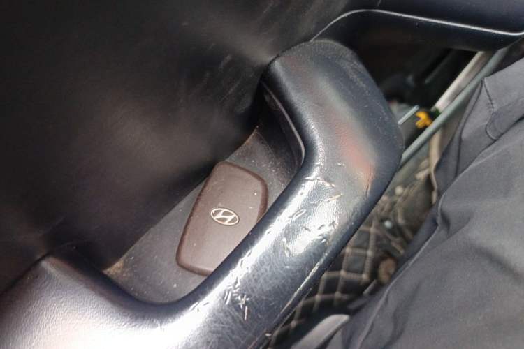 Used Hyundai ix35 2013 2.0L Automatic Two-Wheel Drive Smart GLS China IV Standard Vehicle Key