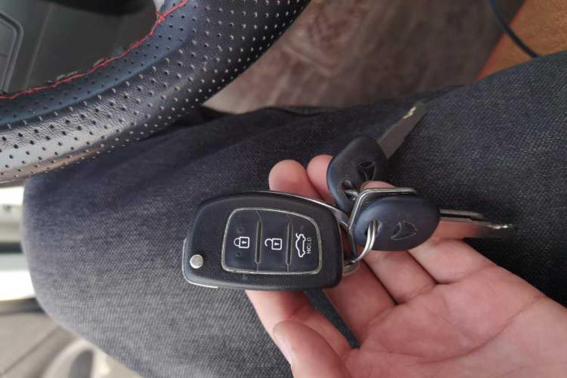 Used Hyundai ix35 2013 2.0L Automatic 2WD Comfort GL China IV Standard Vehicle Key